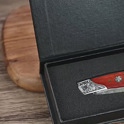 Camping-Klappmesser aus Damaszenerstahl sollte in keiner Hosentasche fehlen